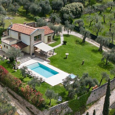 Villa Cipressi - Luxuri Lounge - Μαλτσεζίνε Εξωτερικό φωτογραφία