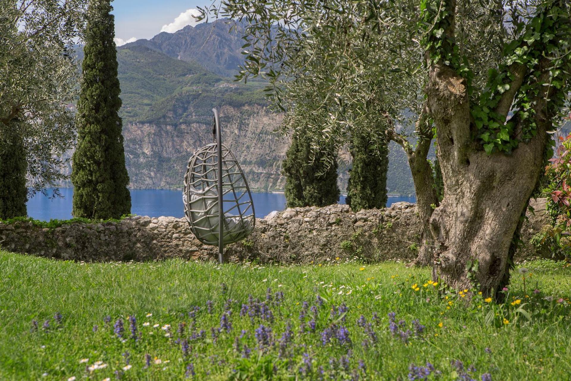 Villa Cipressi - Luxuri Lounge - Μαλτσεζίνε Εξωτερικό φωτογραφία